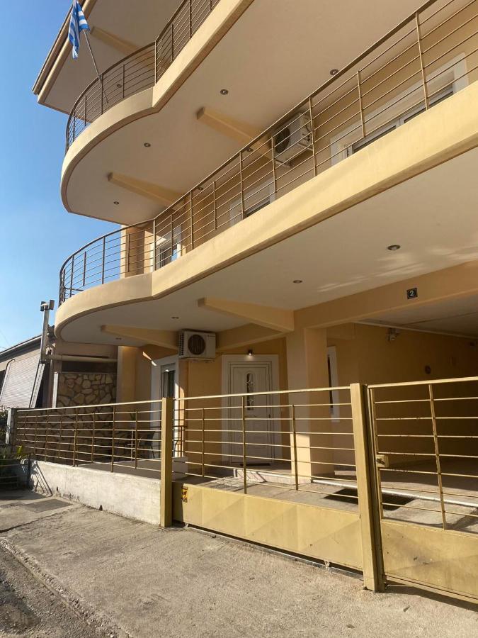 Bakopoulos Resort.Ενα Όμορφο Διαμέρισμα Με Τζάκι Tríkala Buitenkant foto
